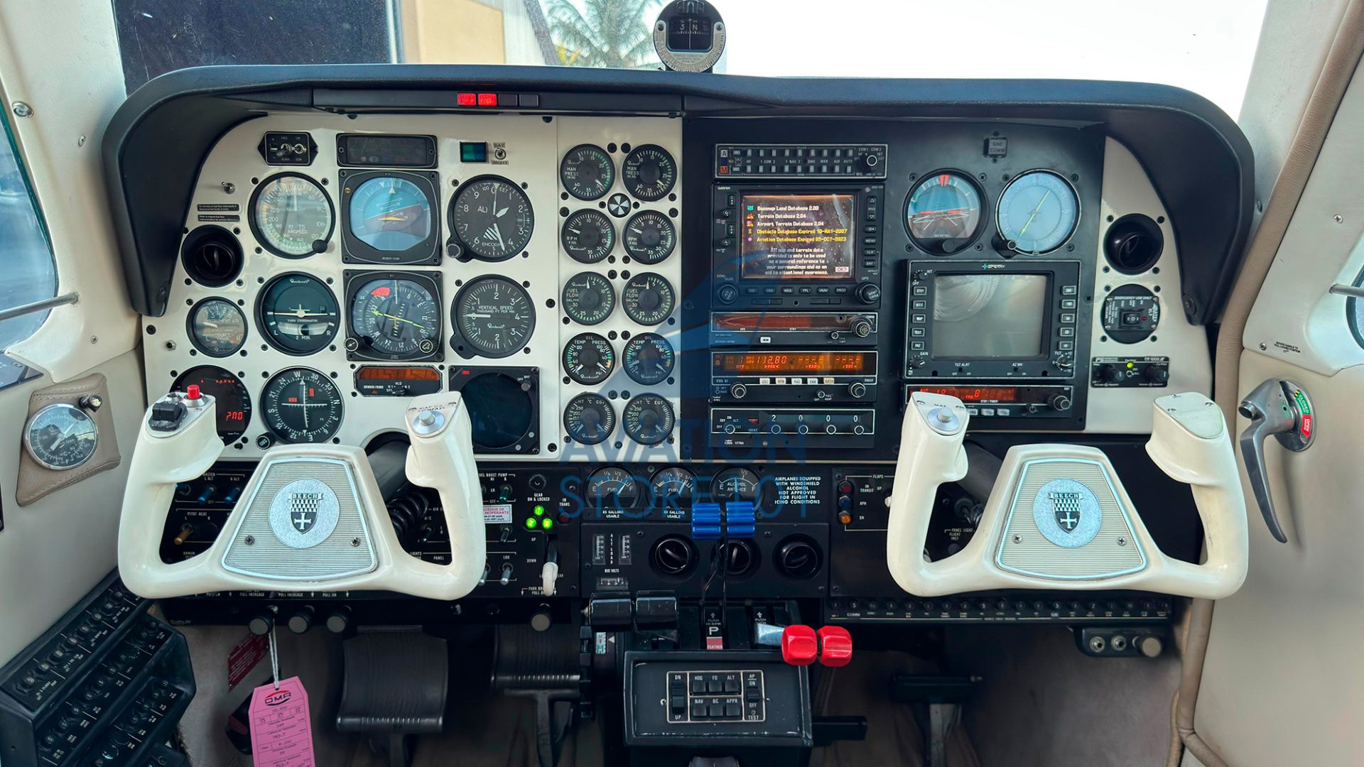 BEECHCRAFT BARON B58 1984