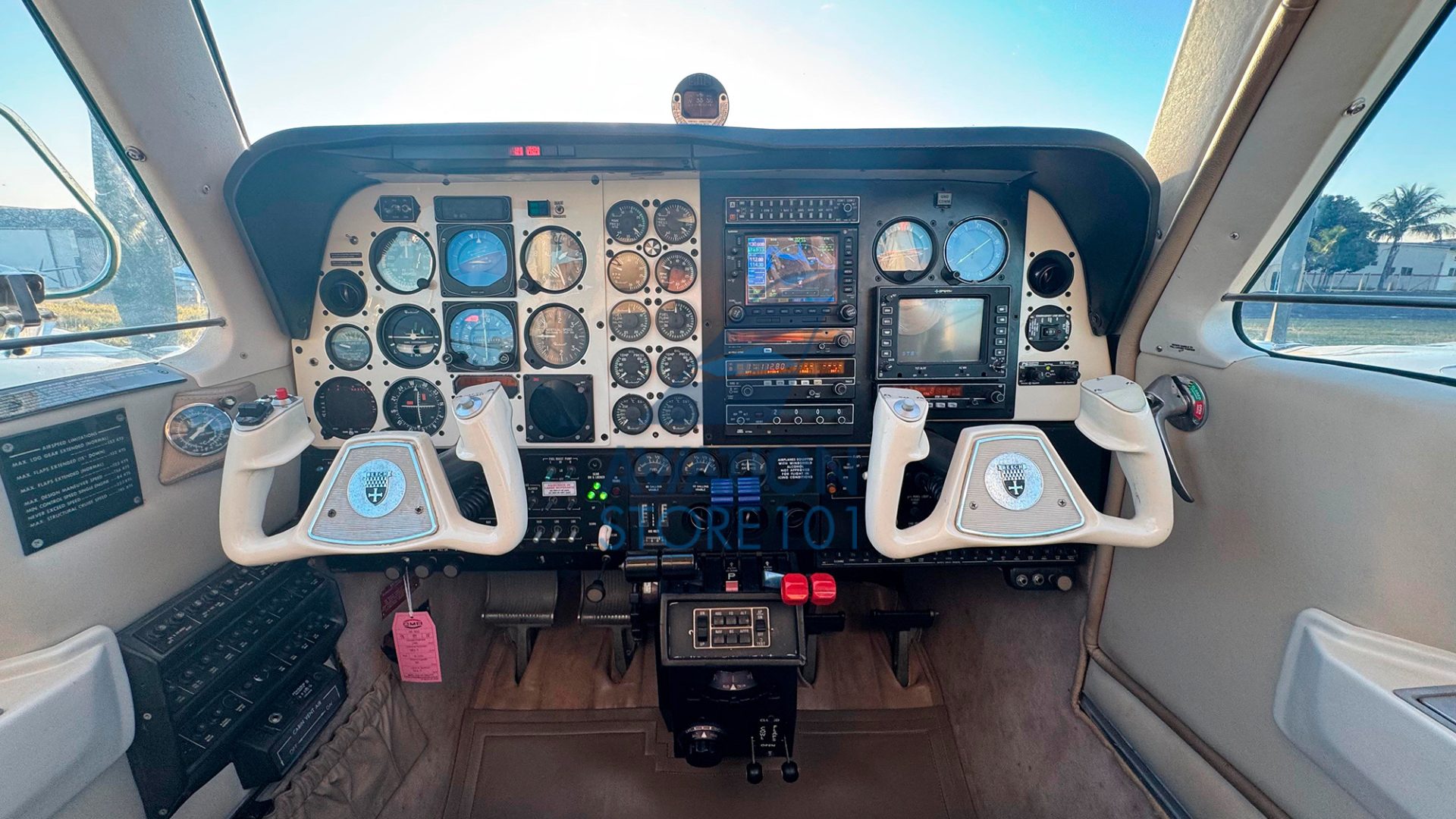 BEECHCRAFT BARON B58 1984