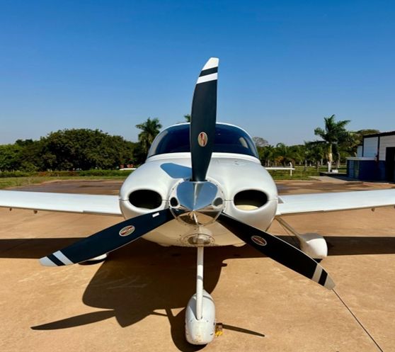 CIRRUS SR22 G3 2008