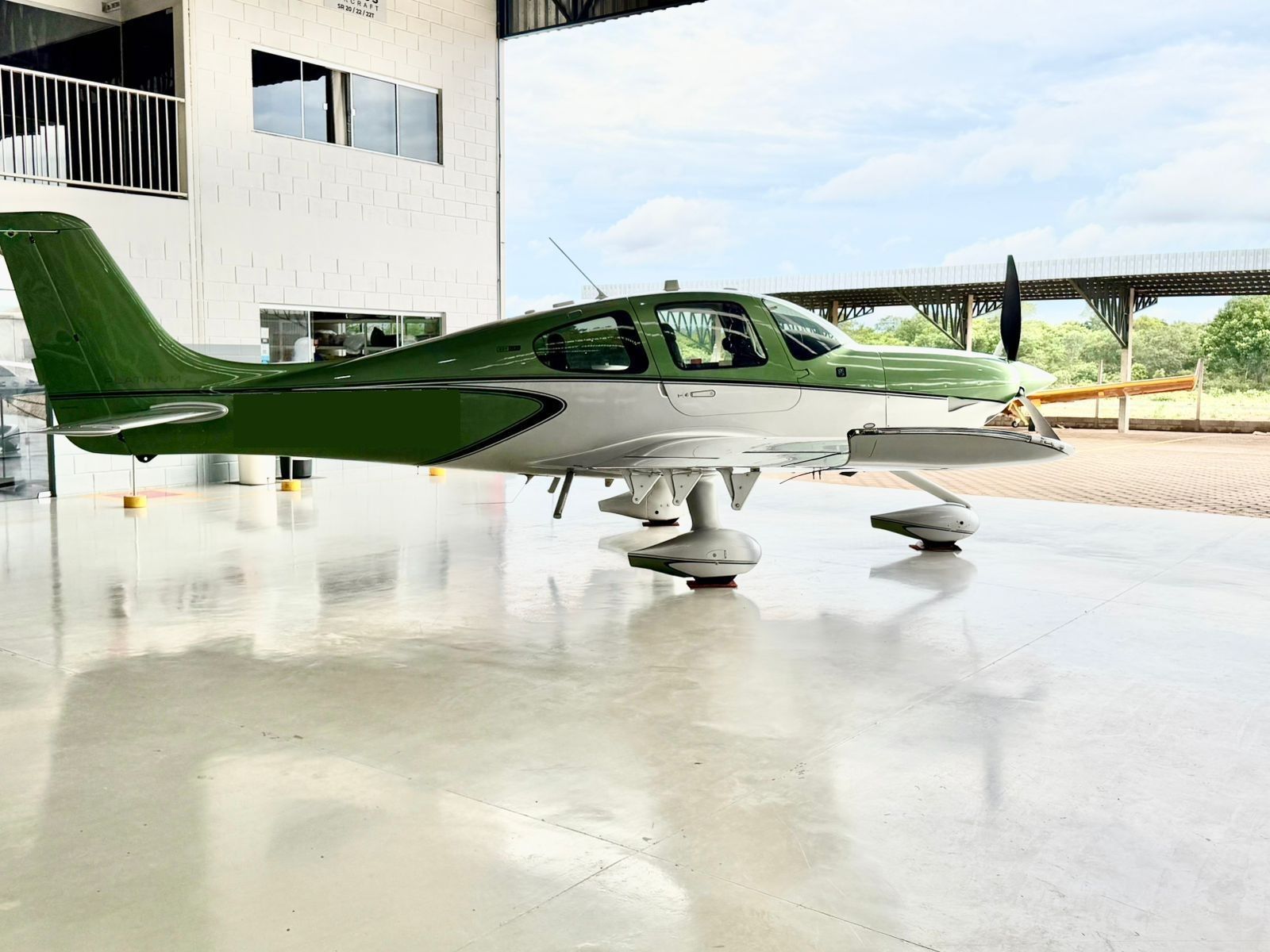 CIRRUS SR22T G6 GTS PLATINUM 2021
