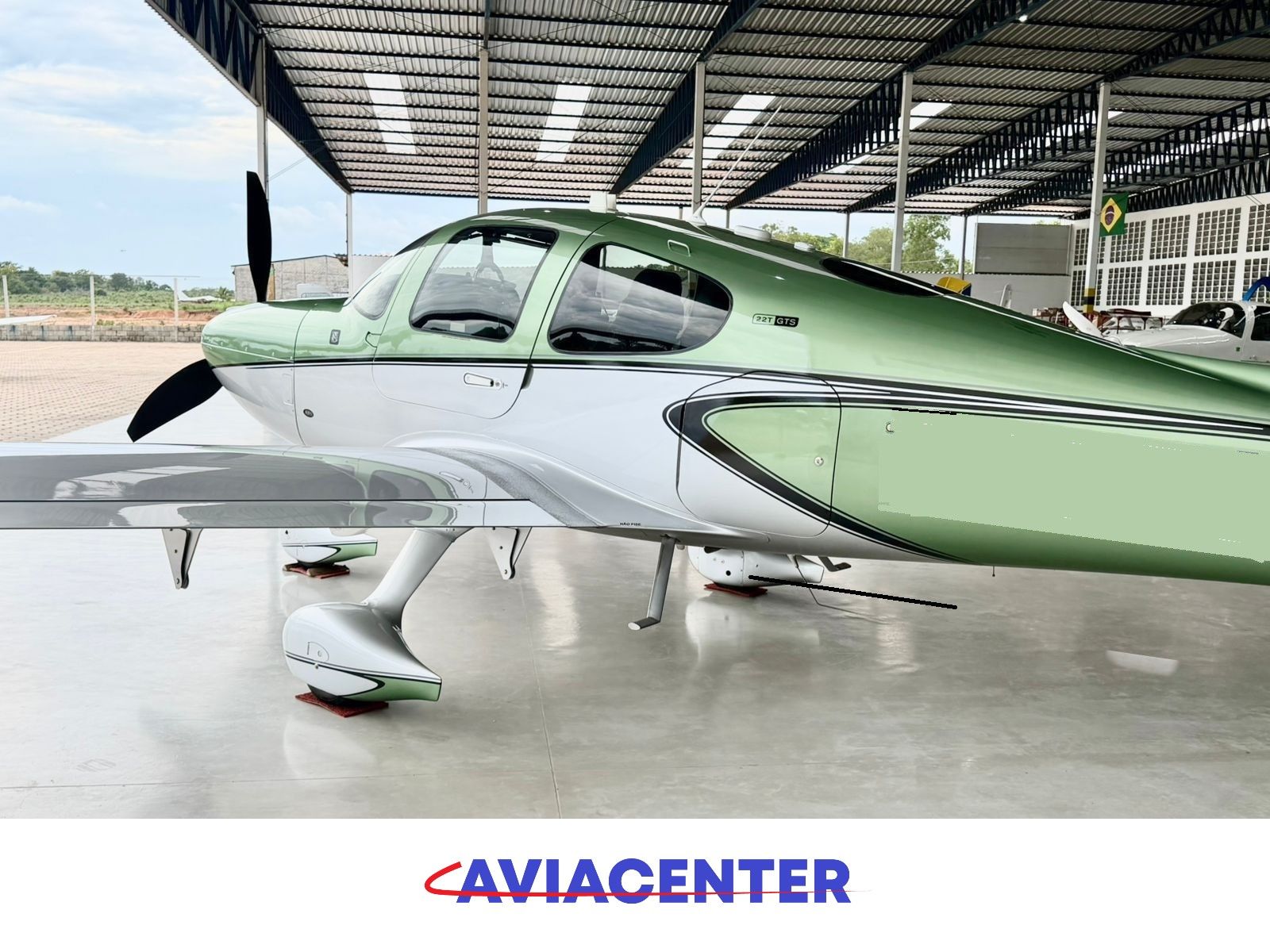 CIRRUS SR22T G6 GTS PLATINUM 2021