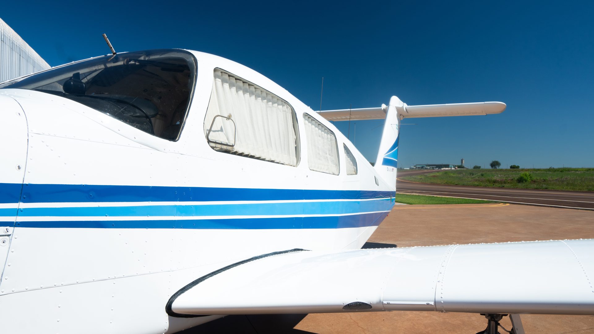 EMBRAER CORISCO TURBO 1985