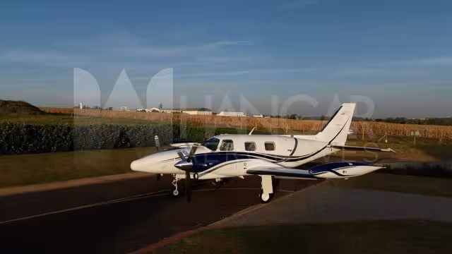 PIPER CHEYENNE II 1990