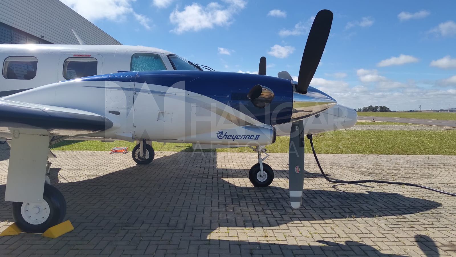 PIPER CHEYENNE II 1990