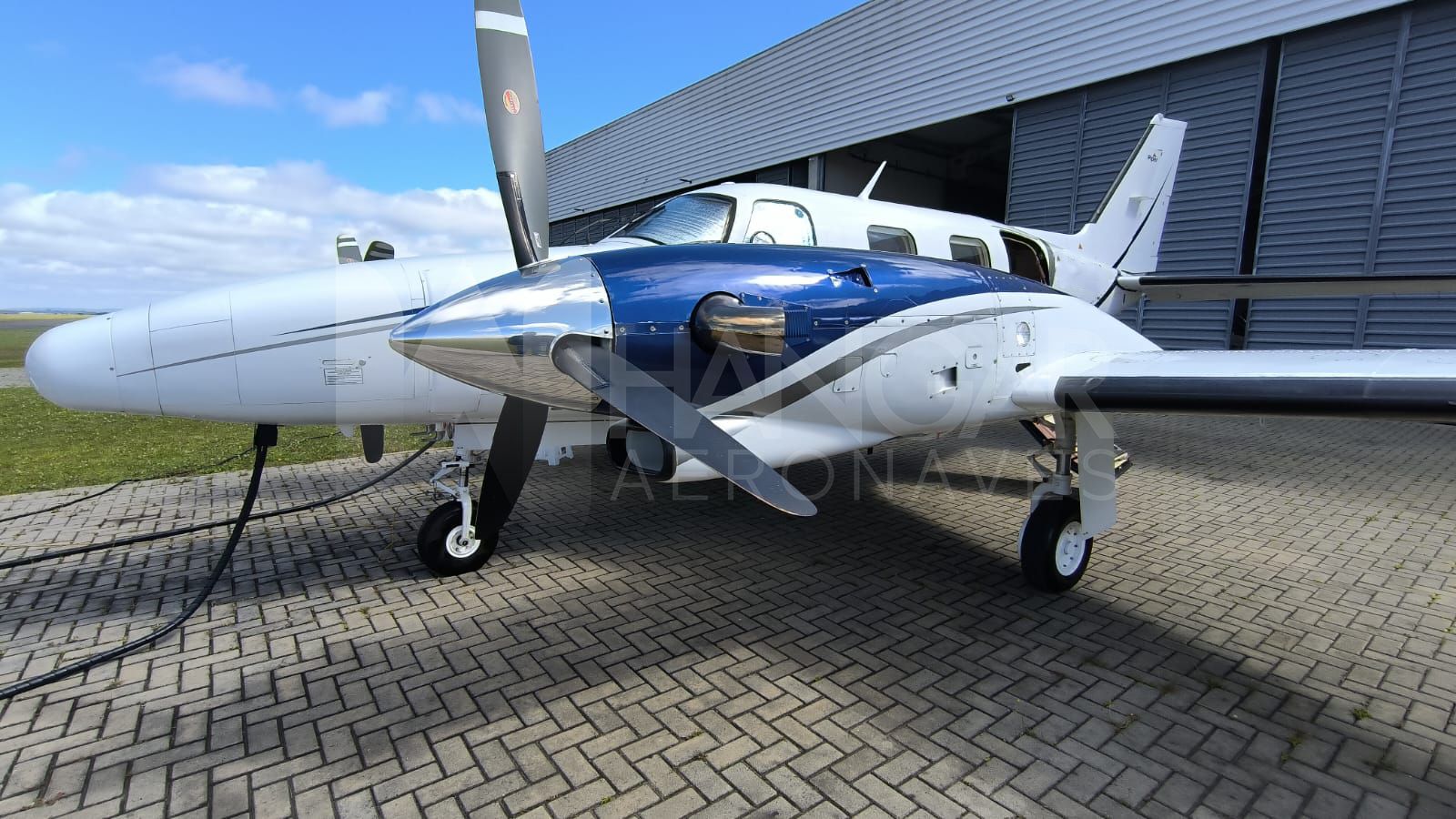 PIPER CHEYENNE II 1990
