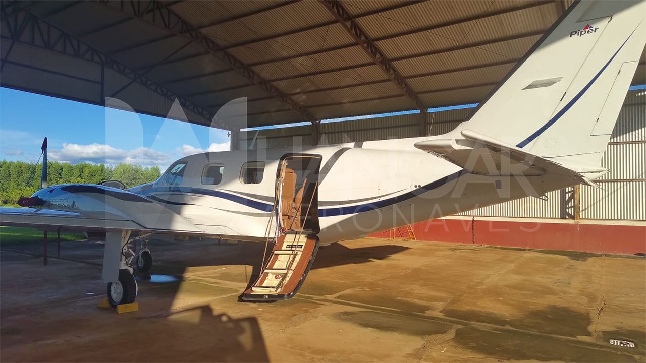 PIPER CHEYENNE II 1990