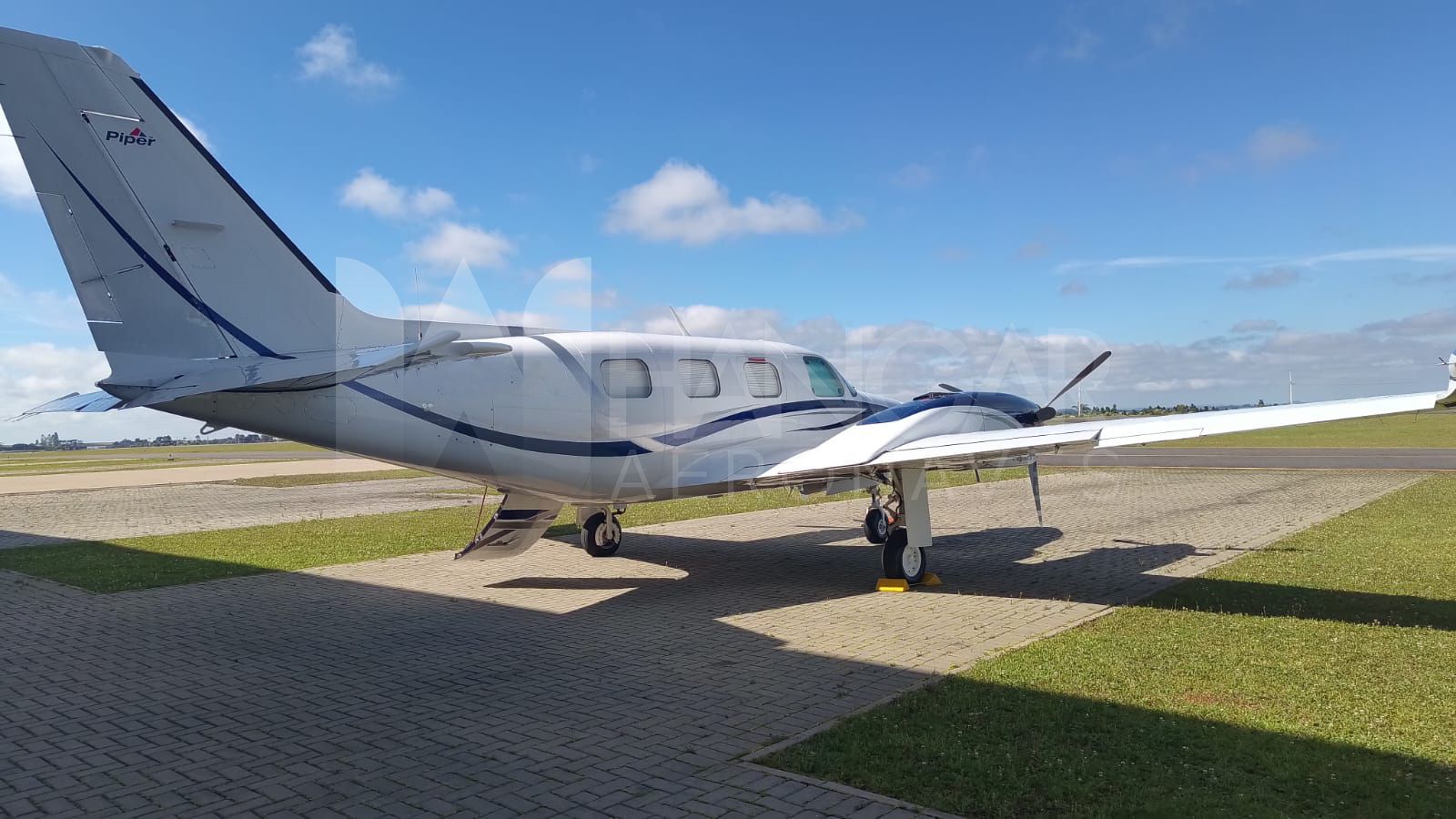 PIPER CHEYENNE II 1990