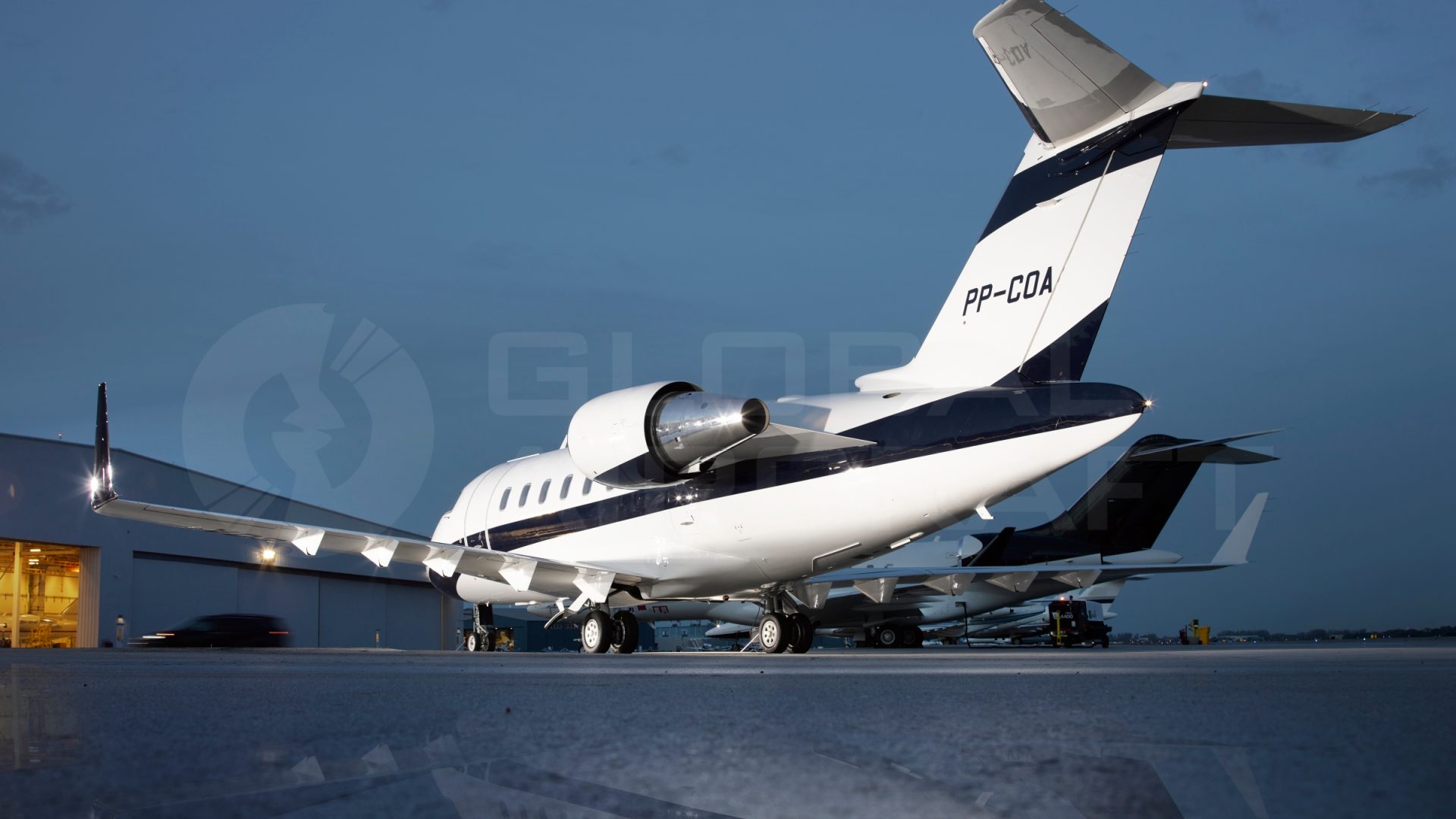 BOMBARDIER CHALLENGER 605 2010