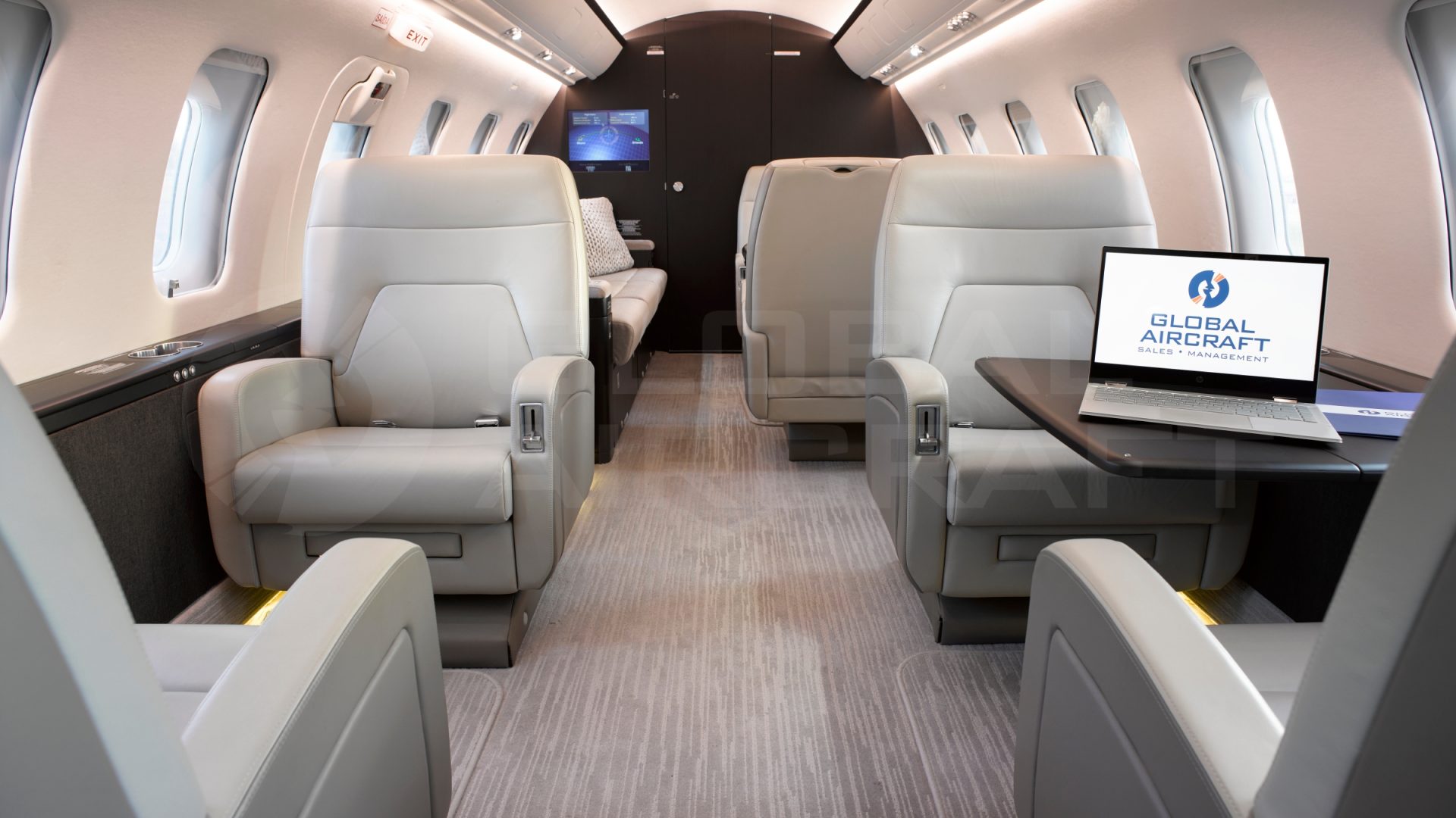 BOMBARDIER CHALLENGER 605 2010