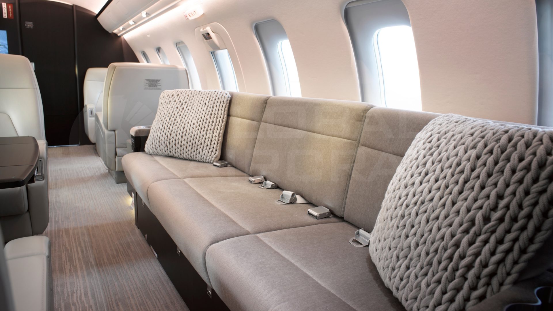 BOMBARDIER CHALLENGER 605 2010