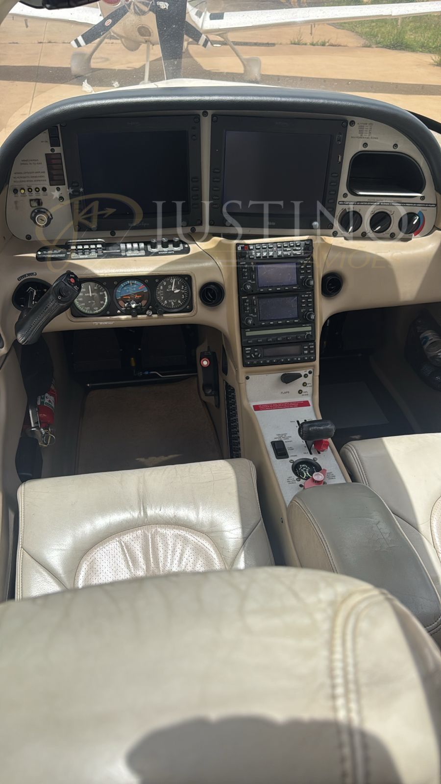 CIRRUS SR22 G2 2006