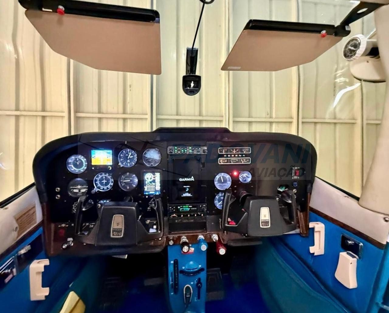 CESSNA 182P SKYLANE 1974 — foto 15 de 16
