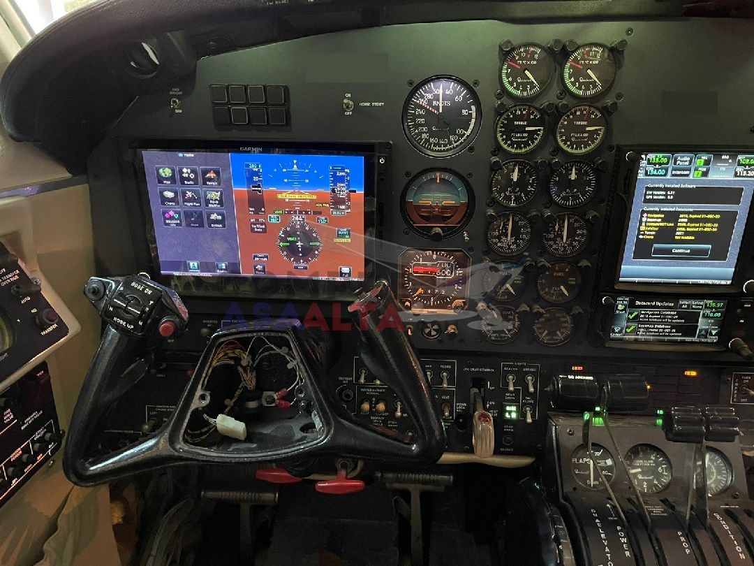 BEECHCRAFT KIGN AIR B200 1982