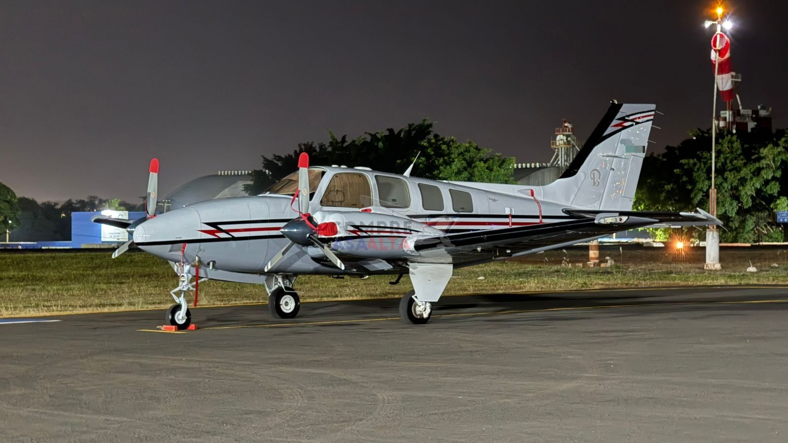 BEECHCRAFT BARON G58 2007