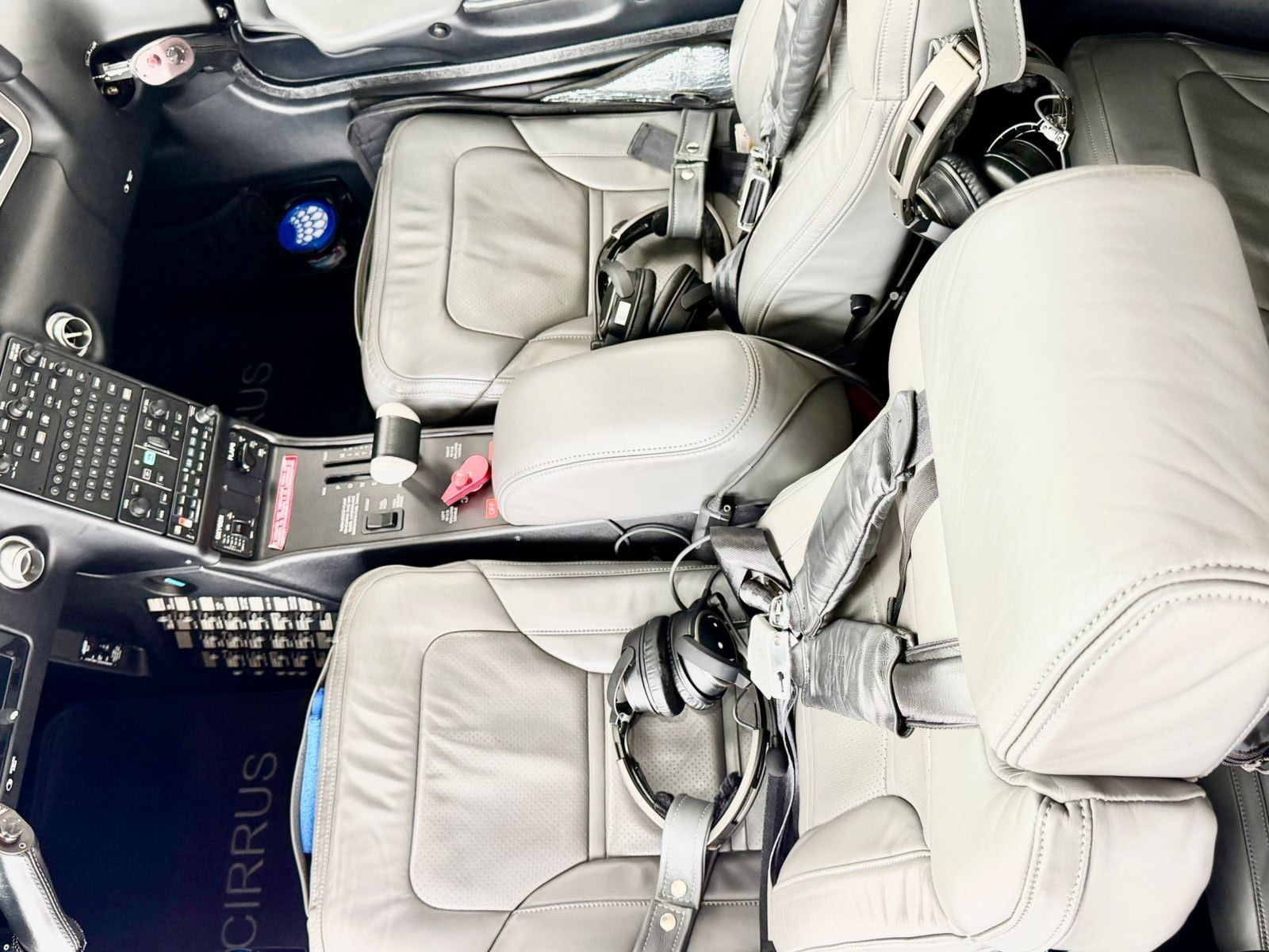 CIRRUS SR22T G6 GTS PLATINUM 2021