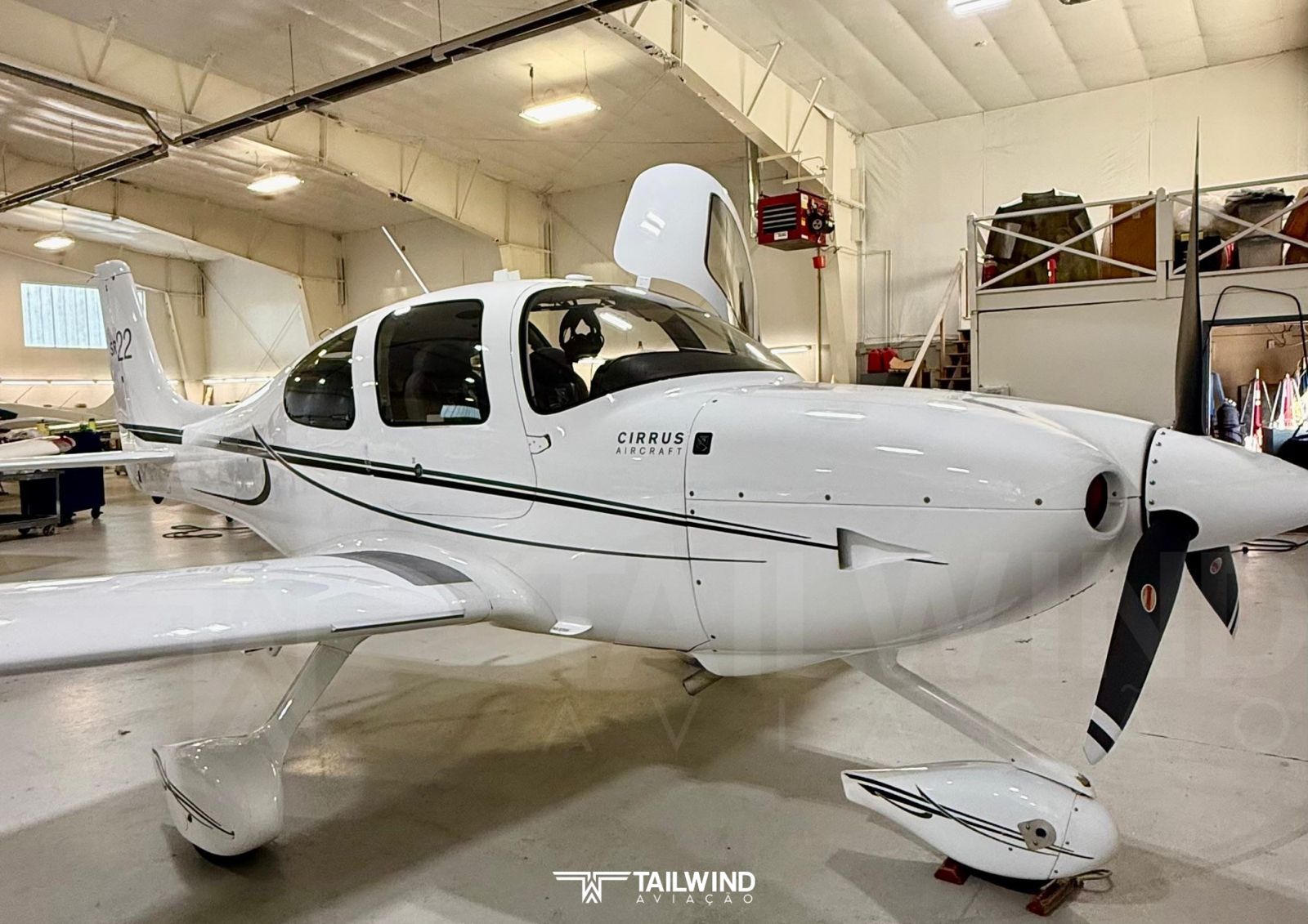 CIRRUS SR22 2012