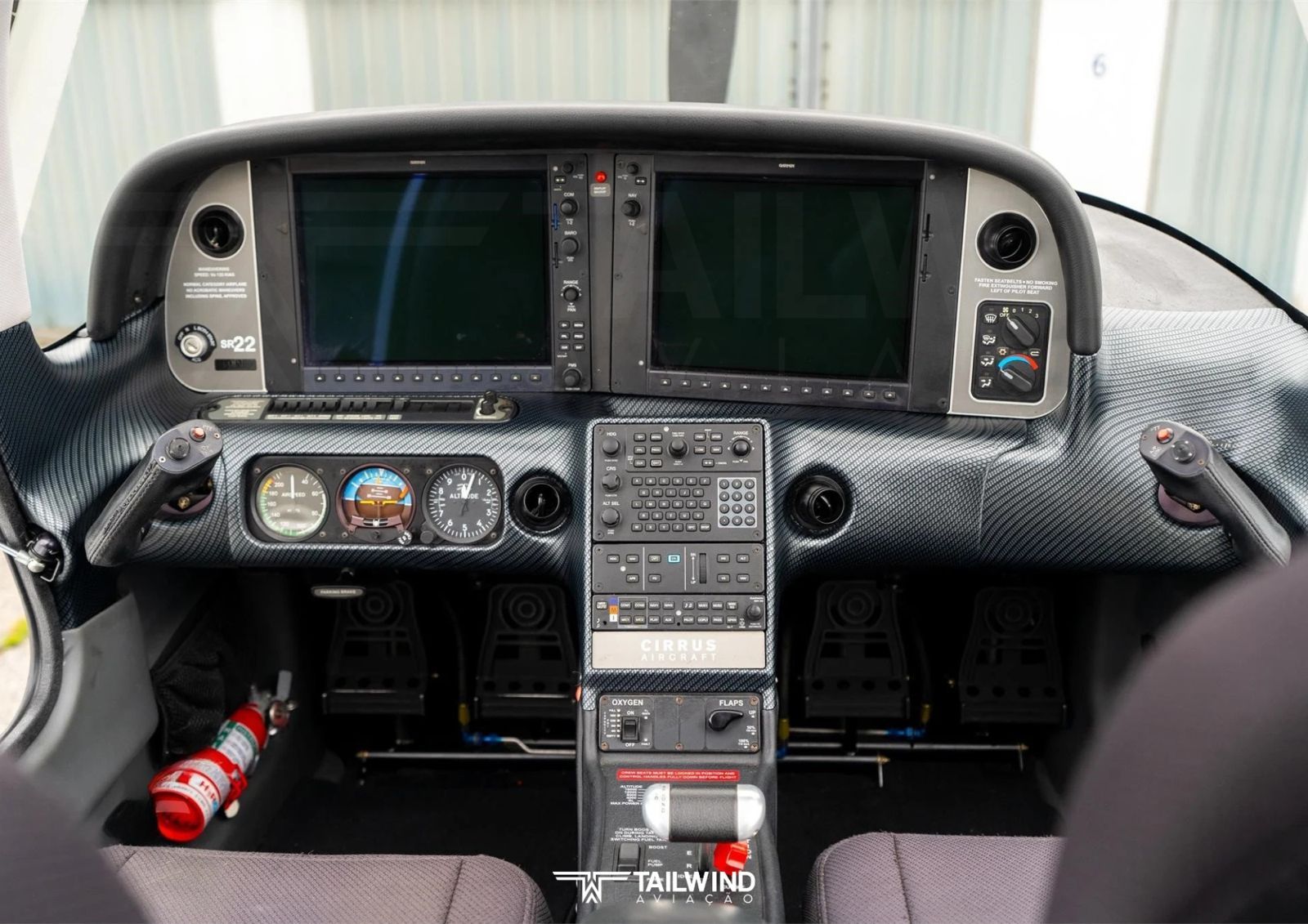 CIRRUS SR22 2012