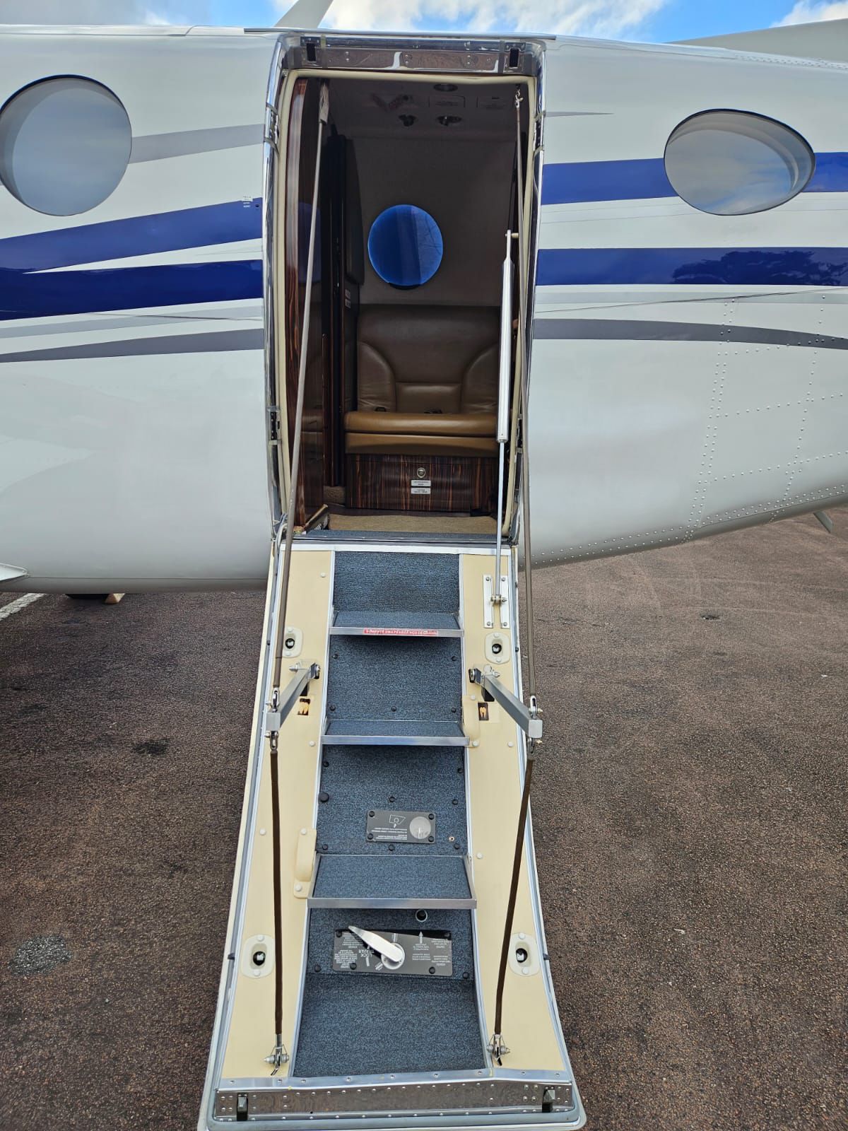 BEECHCRAFT KING AIR 350i 2019