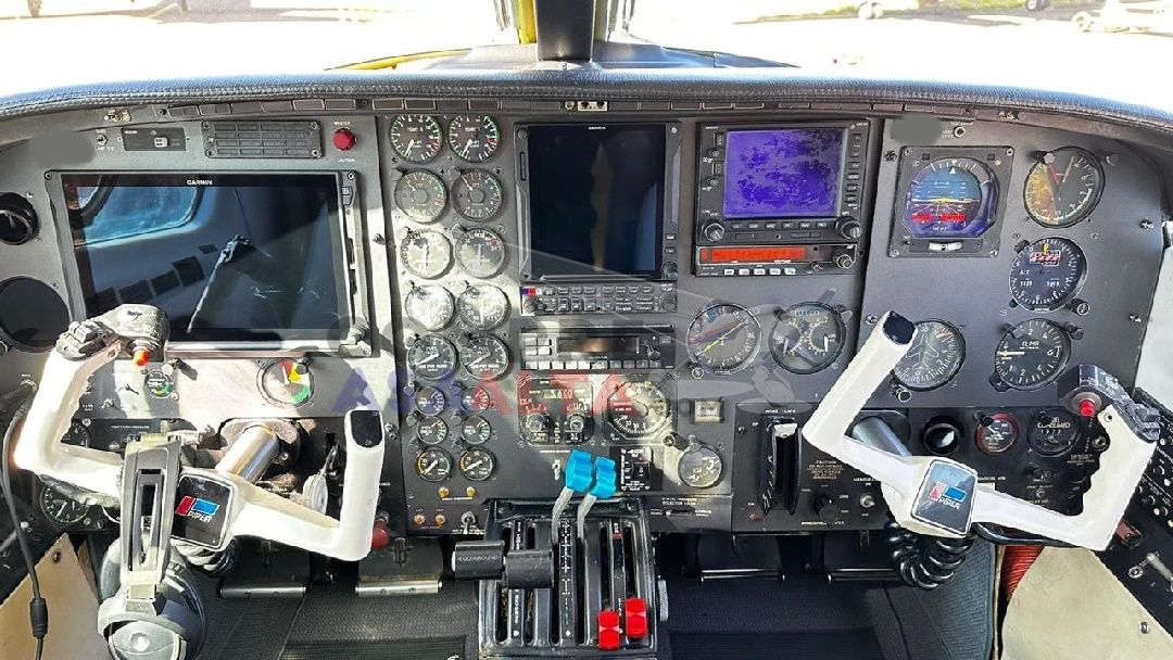 PIPER CHEYENNE II 1979