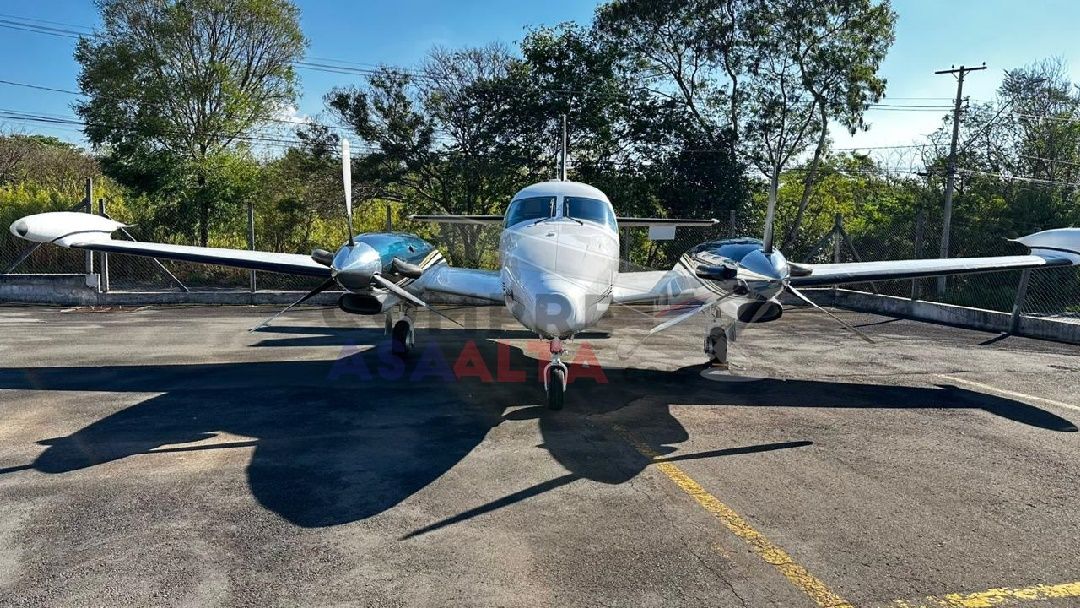 PIPER CHEYENNE II 1979
