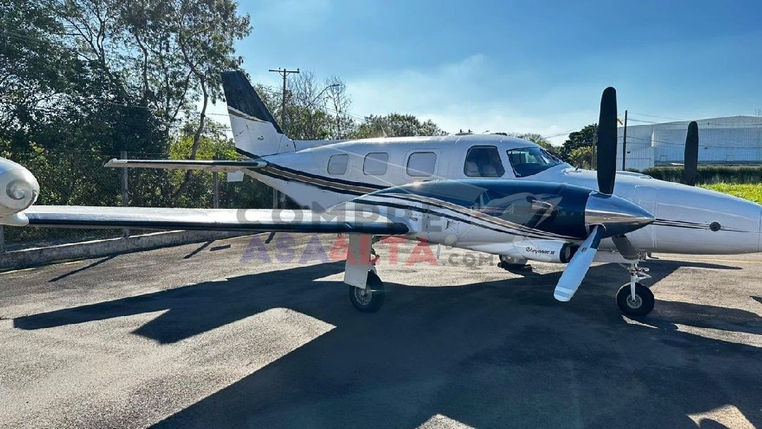 PIPER CHEYENNE II 1979