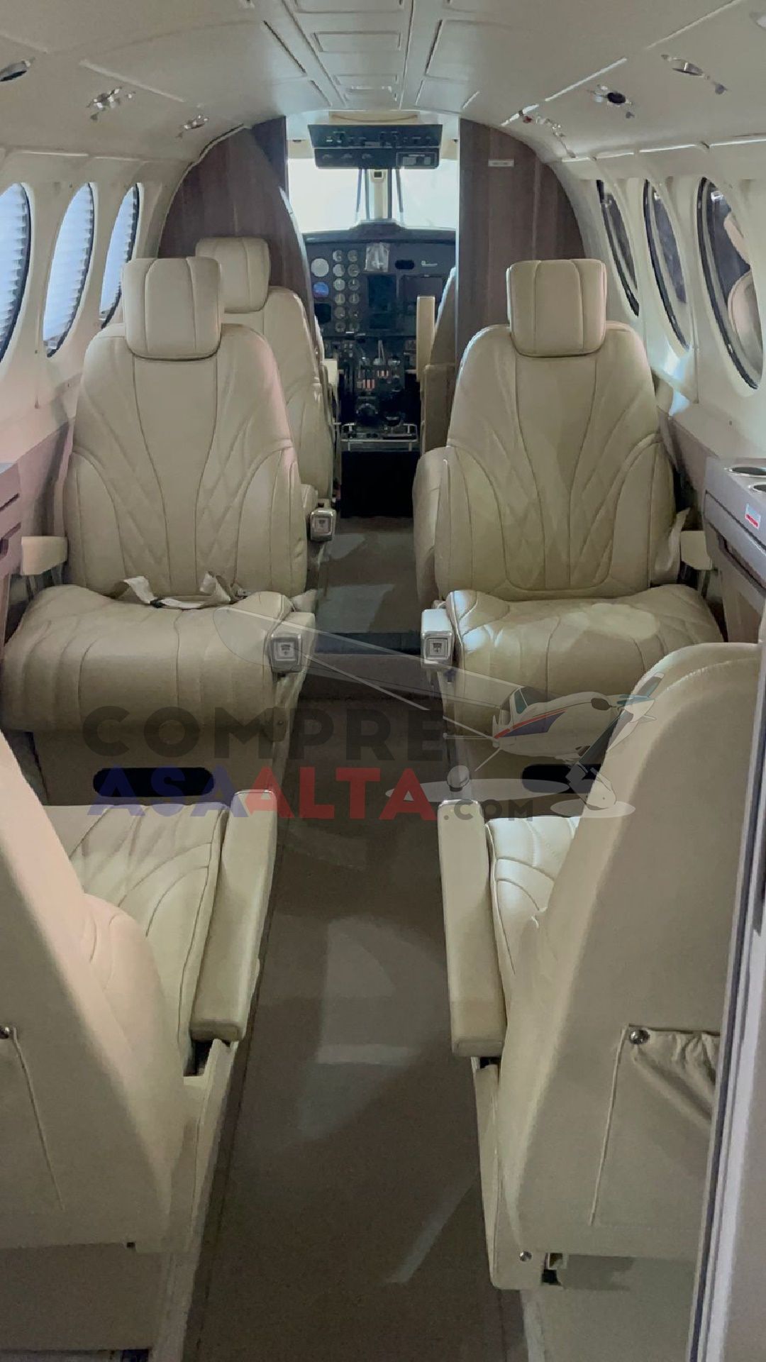 BEECHCRAFT KIGN AIR B200 1982