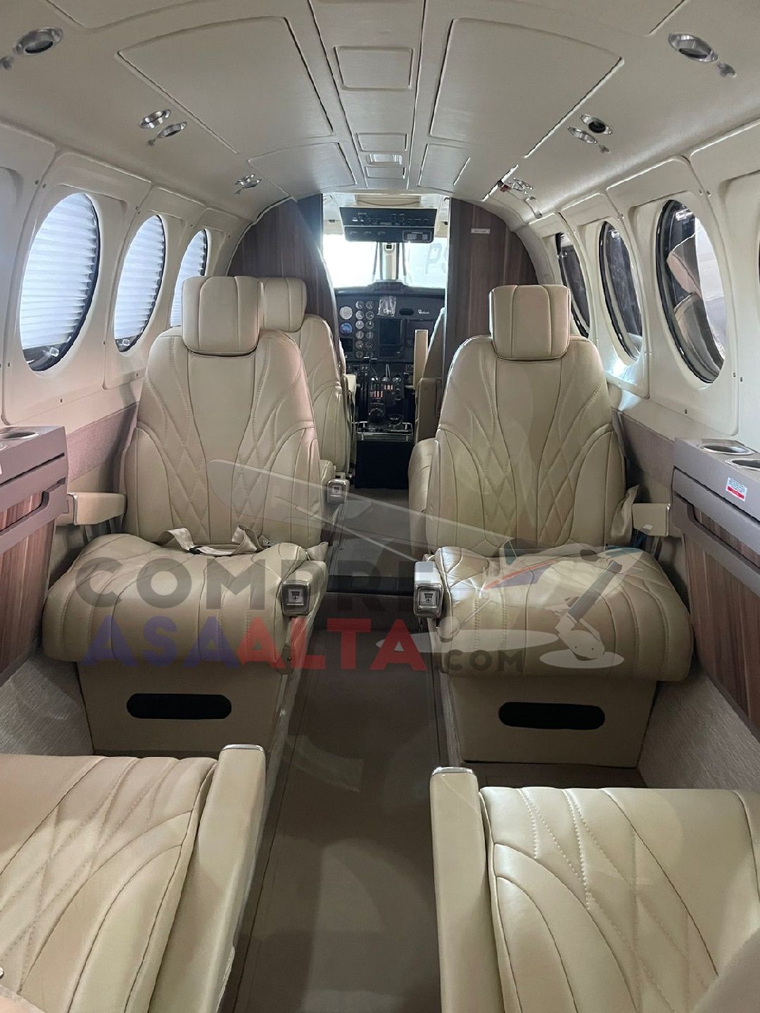 BEECHCRAFT KIGN AIR B200 1982