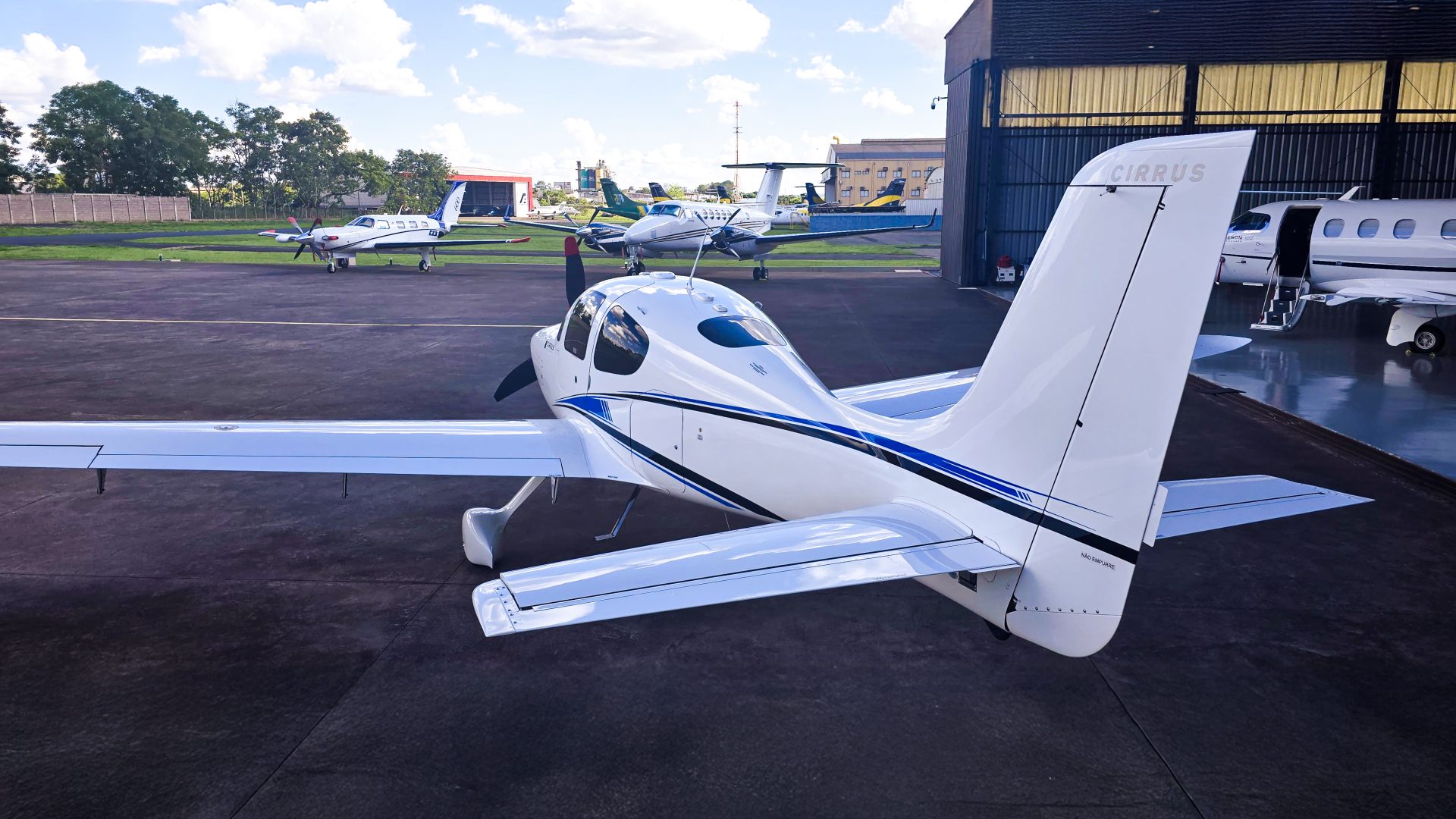 Cirrus SR22 G3 2008