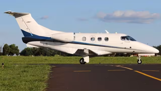 EMBRAER PHENOM 100 2011