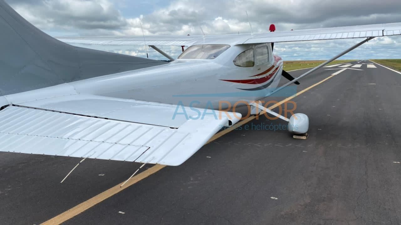 CESSNA SKYLANE 182T ASPIRADO 2005