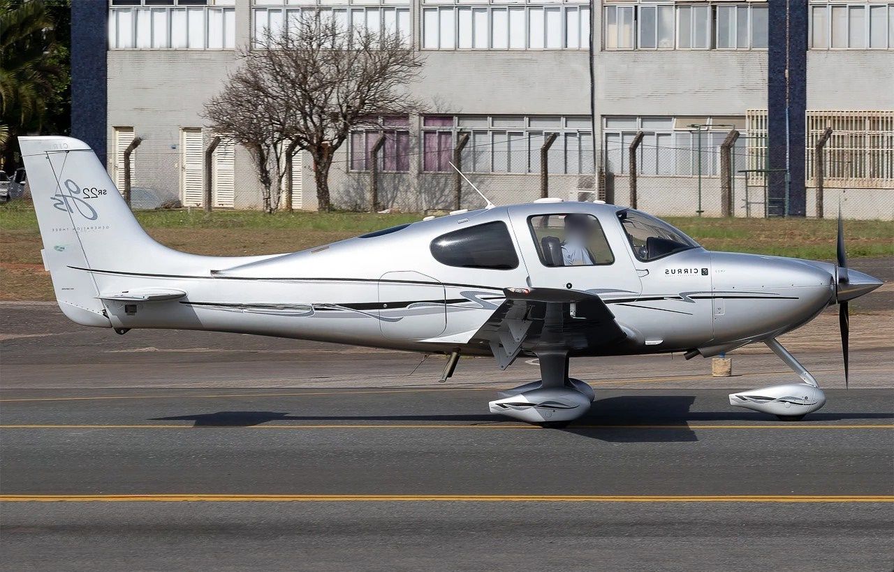 CIRRUS SR22 GTS 2008
