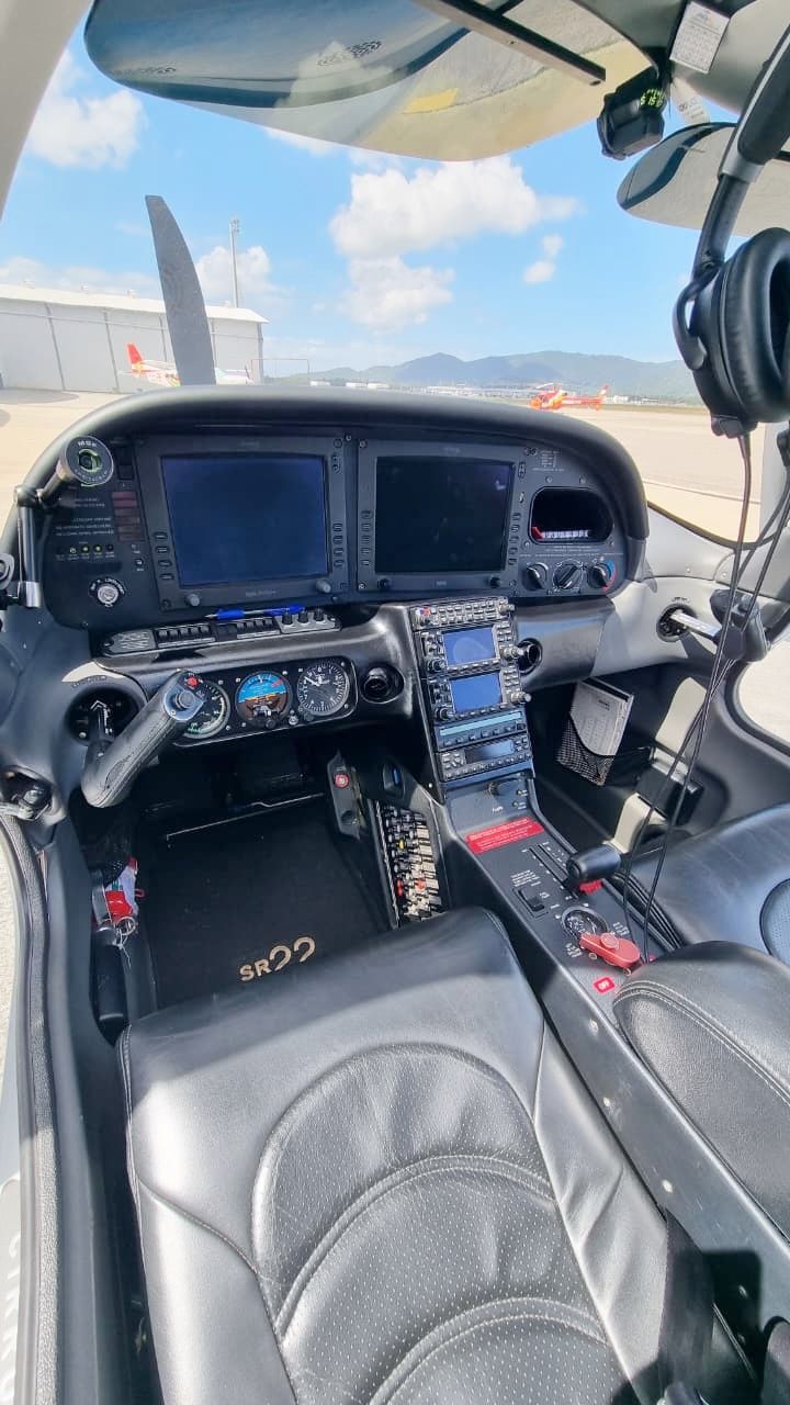 CIRRUS SR22 GTS 2008