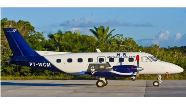 Leilão EMB-110 Bandeirante 1974