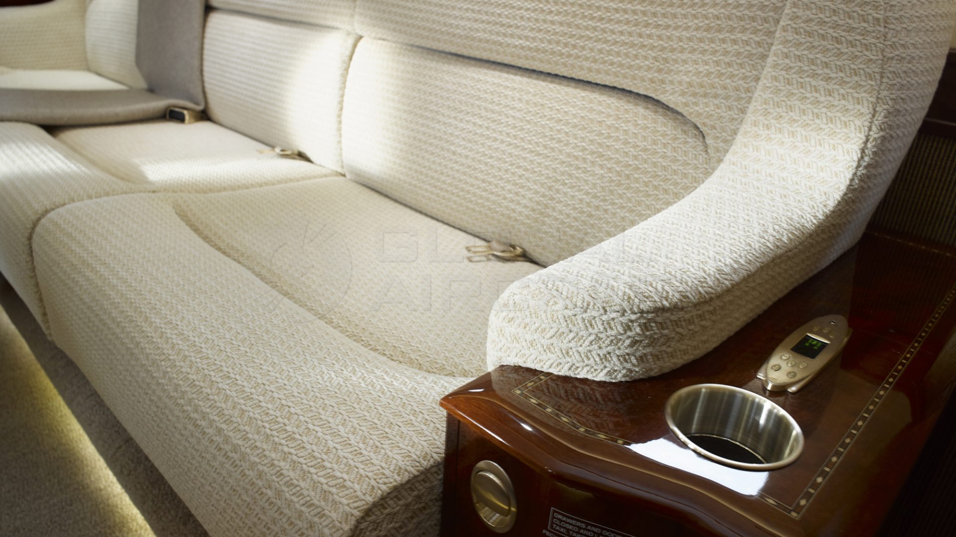 GULFSTREAM G200 2008