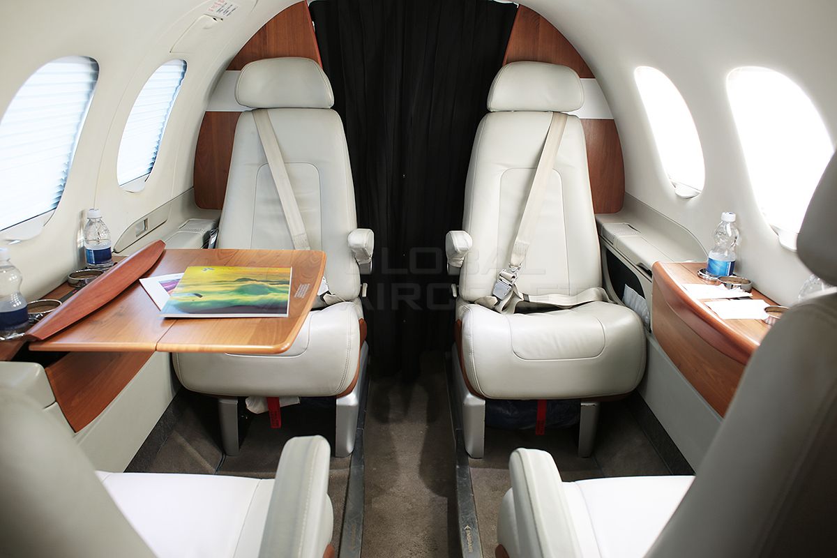 EMBRAER PHENOM 100 2011