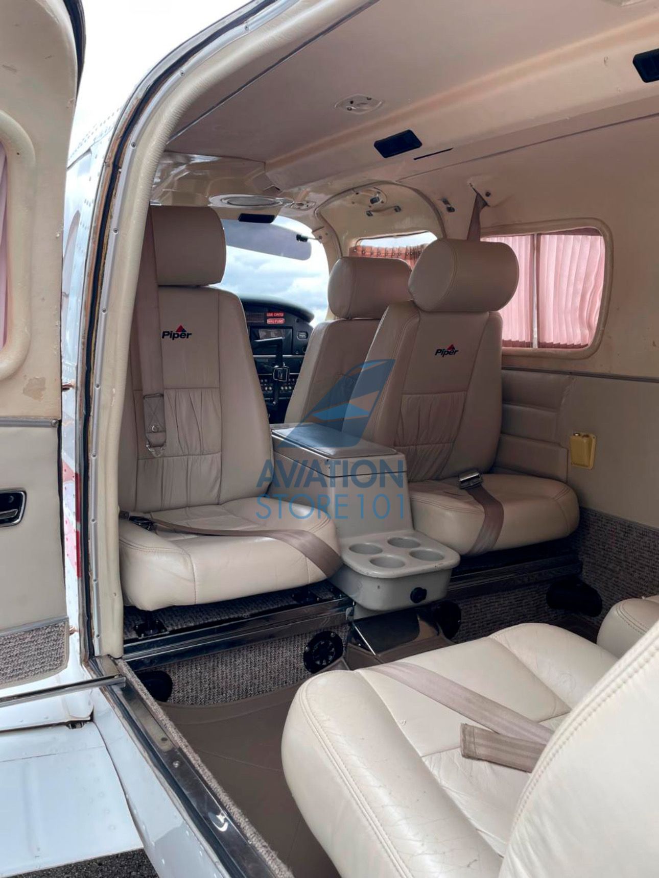 PIPER SARATOGA PA-32R-301 1982