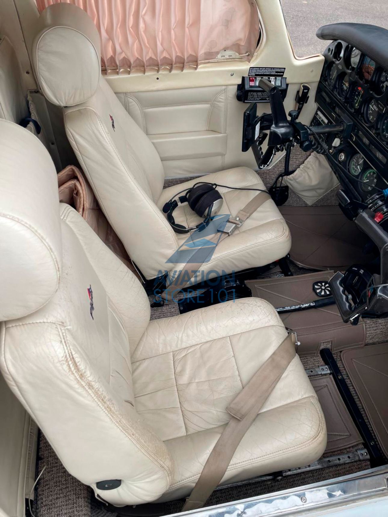 PIPER SARATOGA PA-32R-301 1982