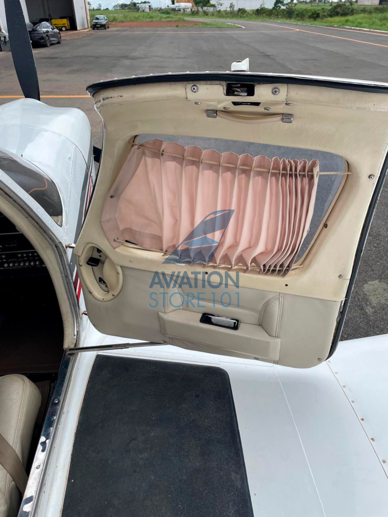 PIPER SARATOGA PA-32R-301 1982