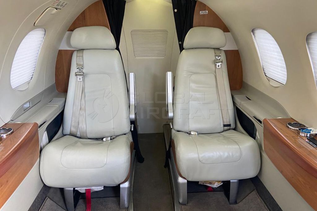 EMBRAER PHENOM 100 2011