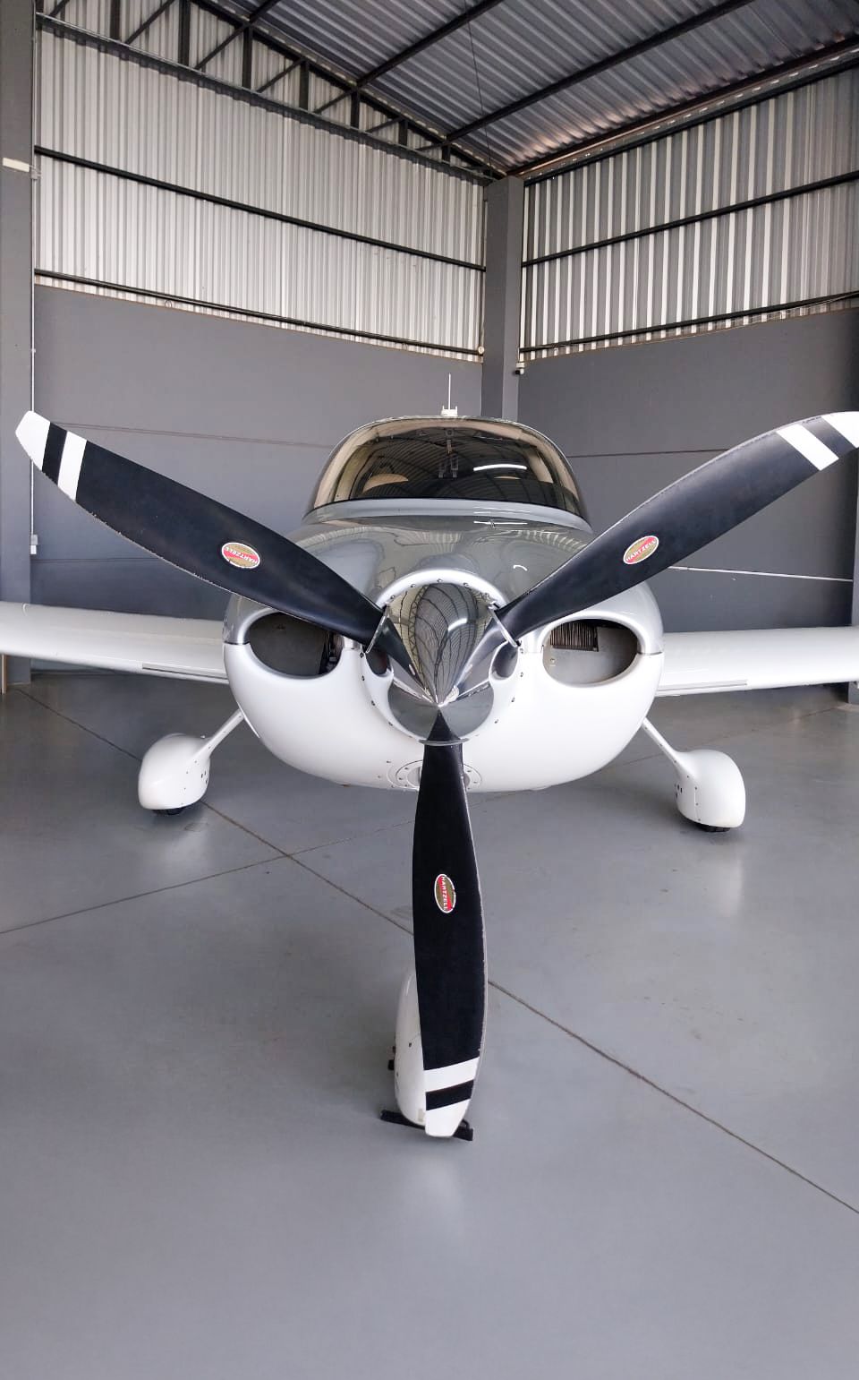 CIRRUS SR22 G3 2011