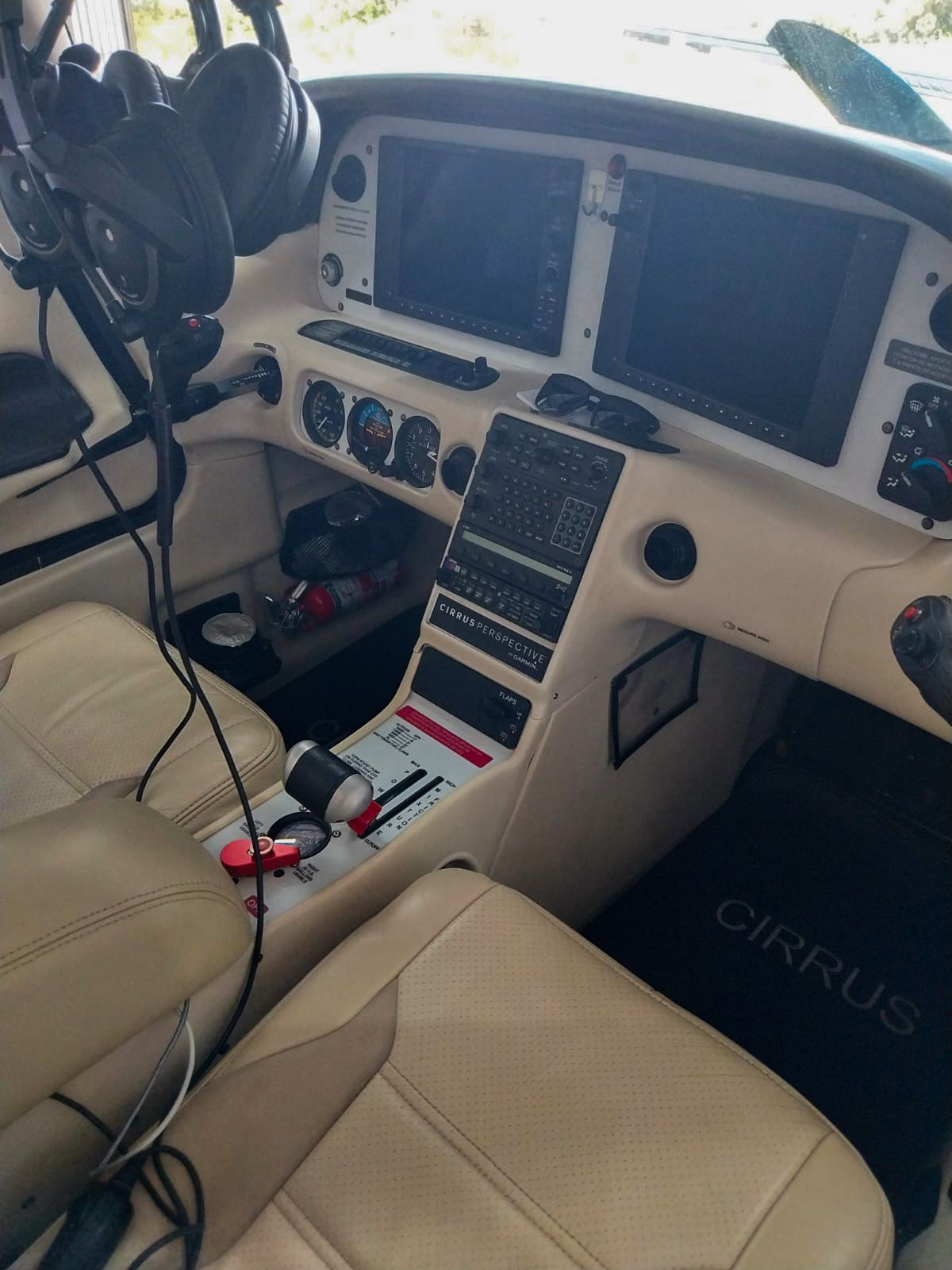 CIRRUS SR22 G3 2011