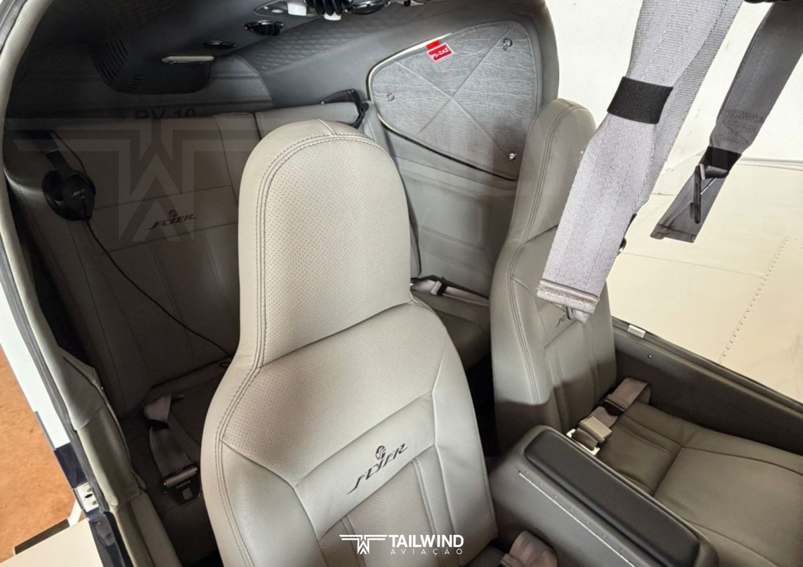 VANS RV10 FLYER 2024