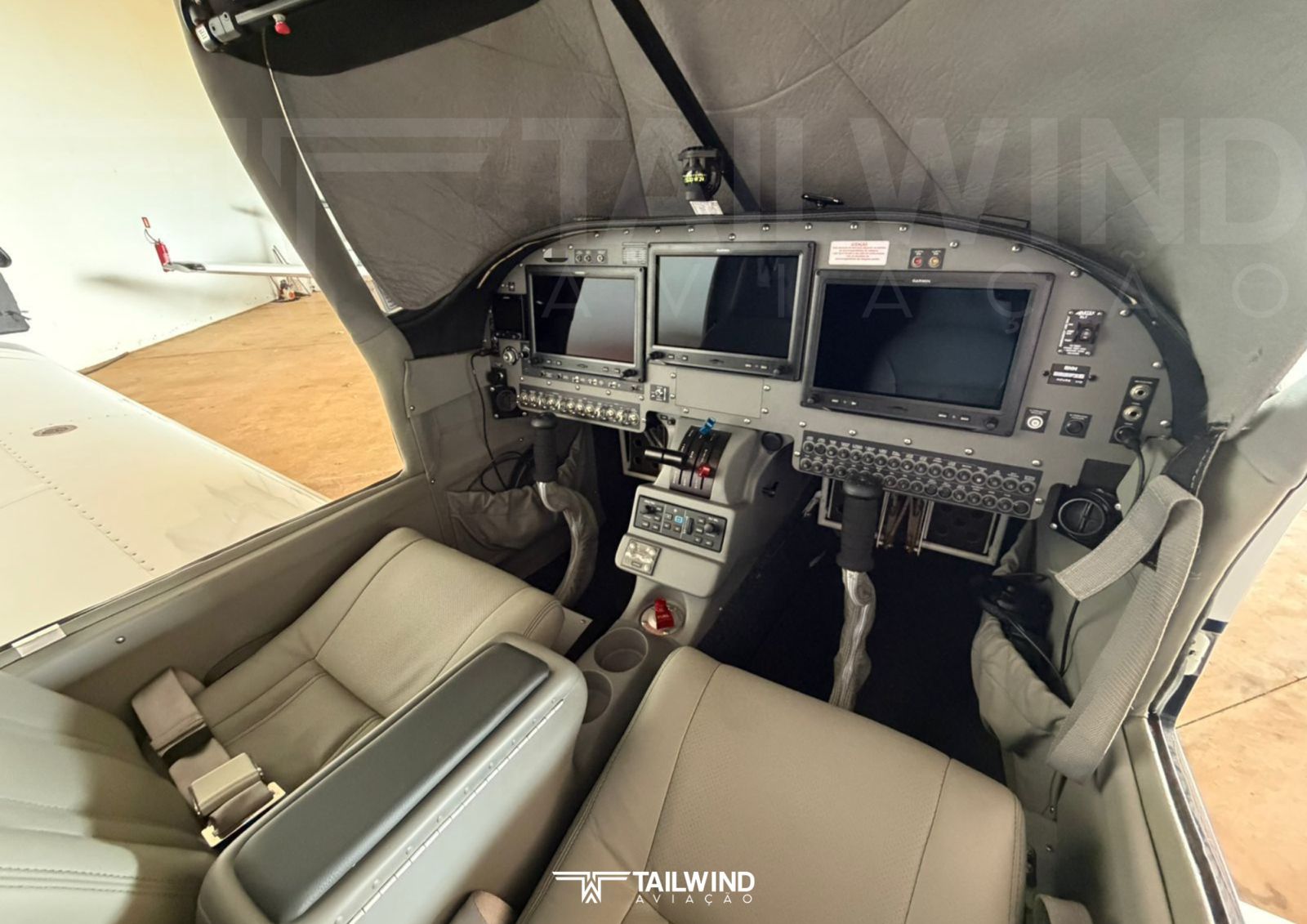 VANS RV10 FLYER 2024