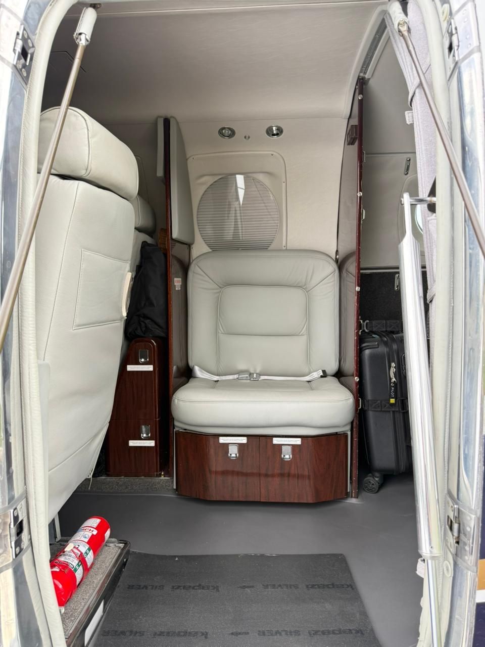 BEECHCRAFT KING AIR C90B 1999