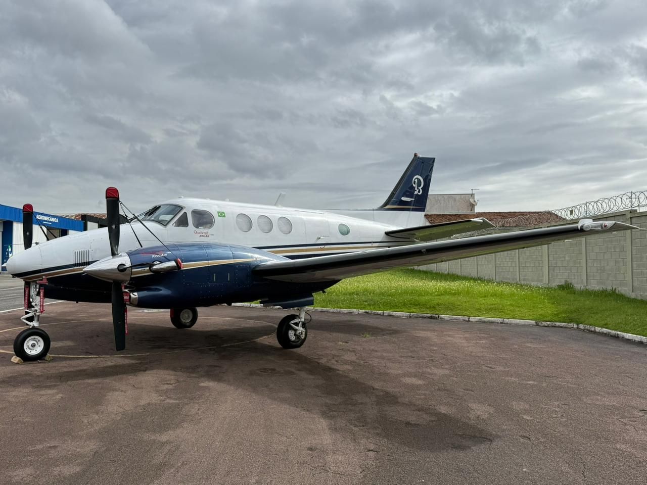 BEECHCRAFT KING AIR C90B 1999