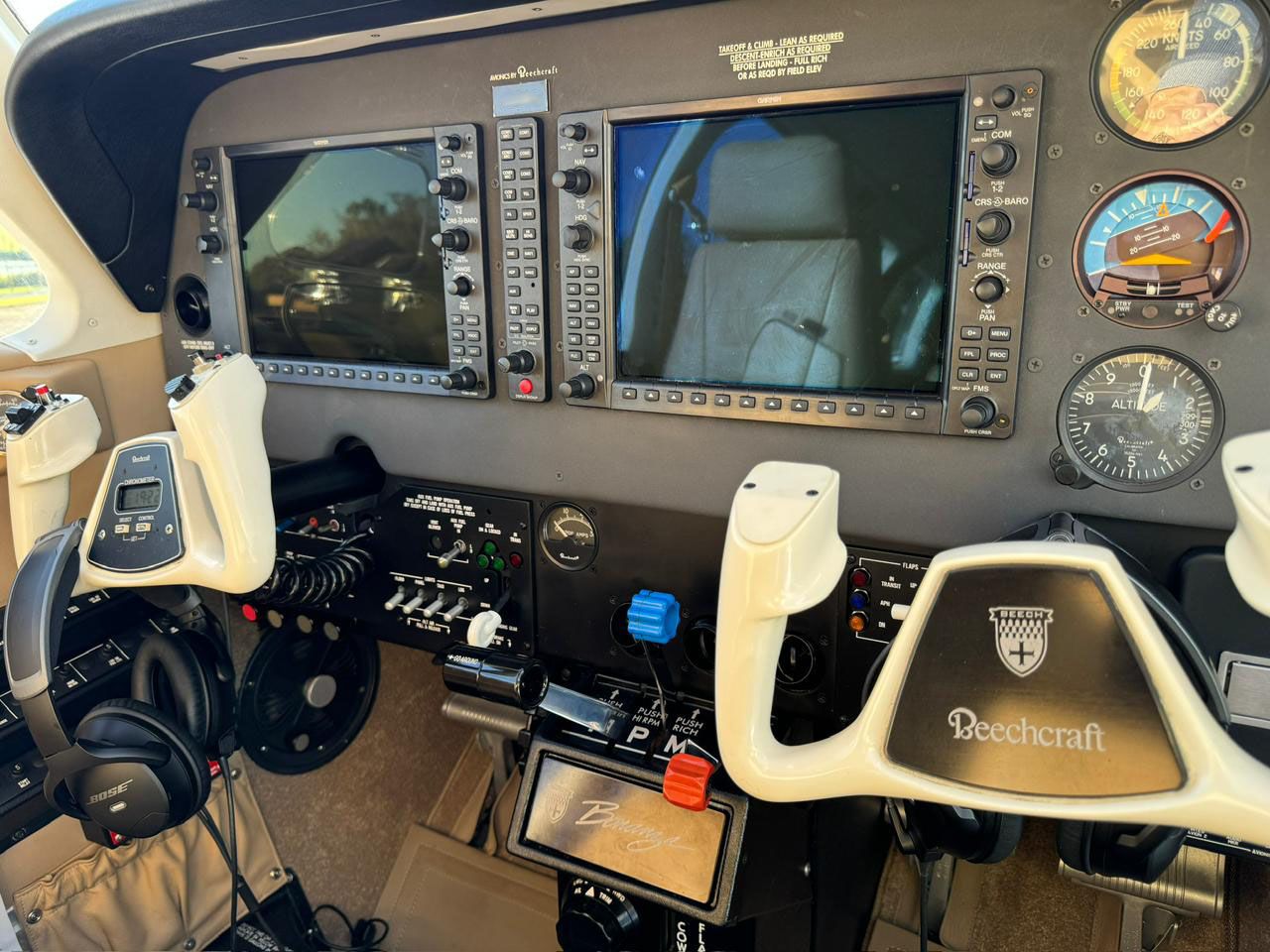 BEECHCRAFT BONANZA G36 2012