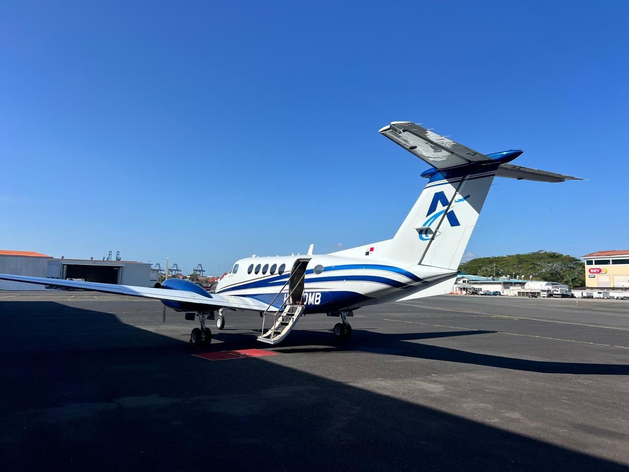 BEECHCRAFT KING AIR B200 1981