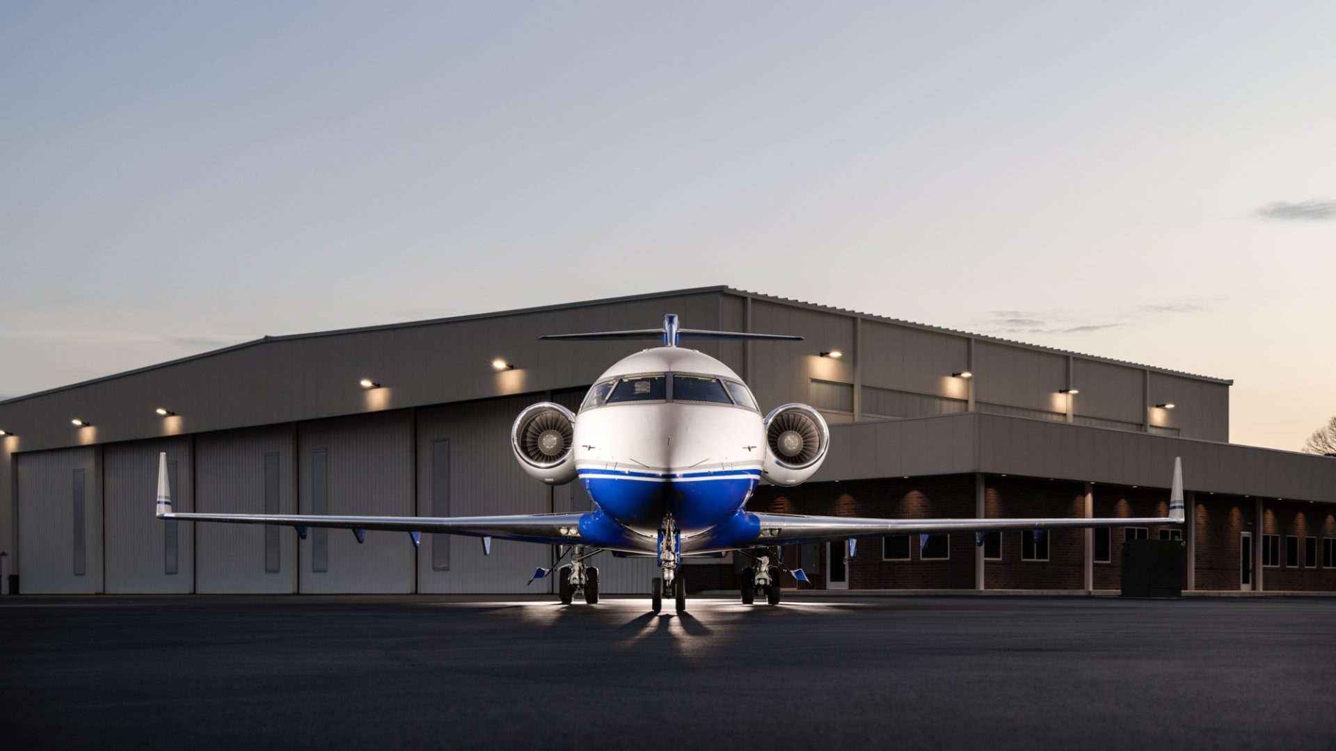 BOMBARDIER CHALLENGER 605 2010