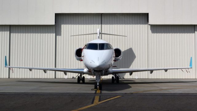 BOMBARDIER CHALLENGER 300 2012