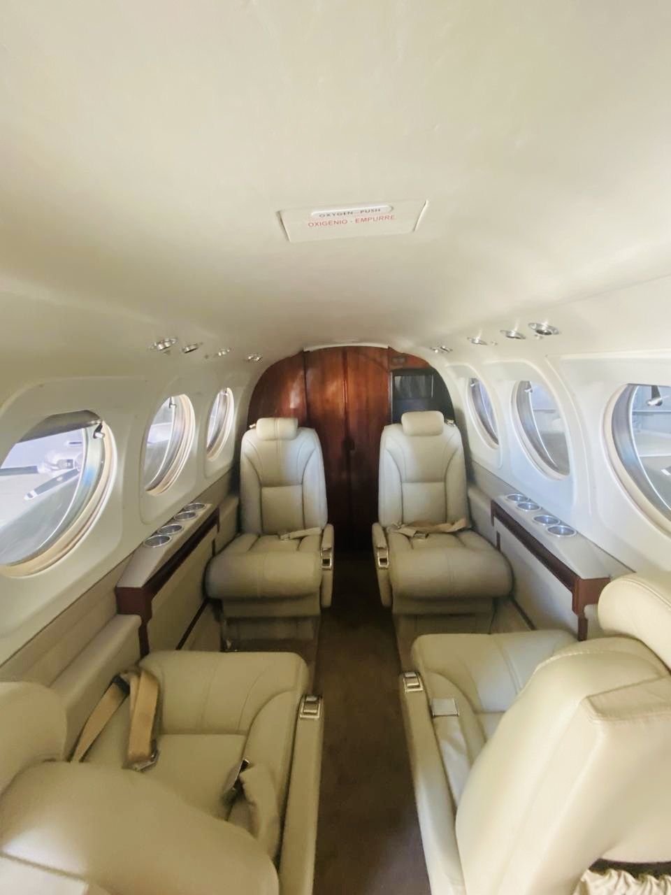 BEECHCRAFT KING AIR C90GT 2006